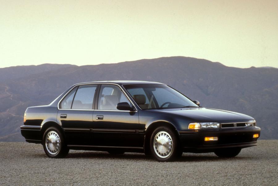  Honda Accord 1990 года  (фото 13 из 29)